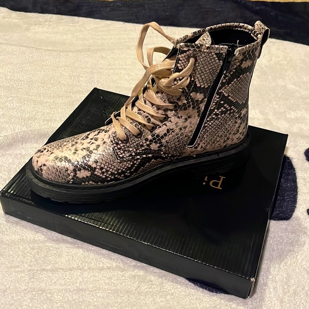 Scaled boots from Pierre Dumas